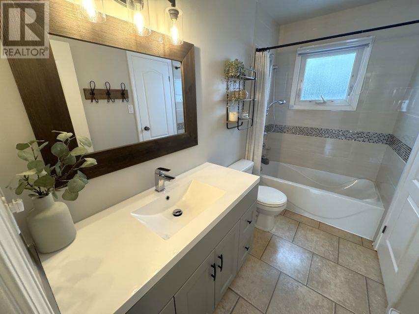 43 Bennett DR, Elliot Lake, Ontario, P5A2T3 — Photo 20