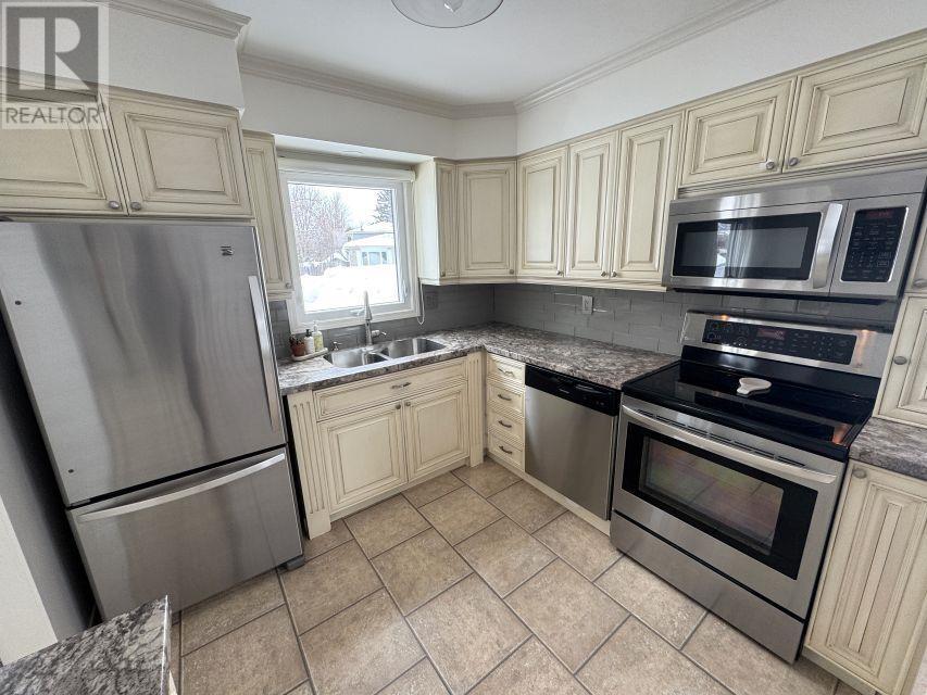 43 Bennett DR, Elliot Lake, Ontario, P5A2T3 — Photo 29