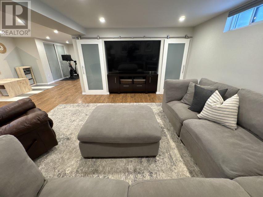 43 Bennett DR, Elliot Lake, Ontario, P5A2T3 — Photo 3