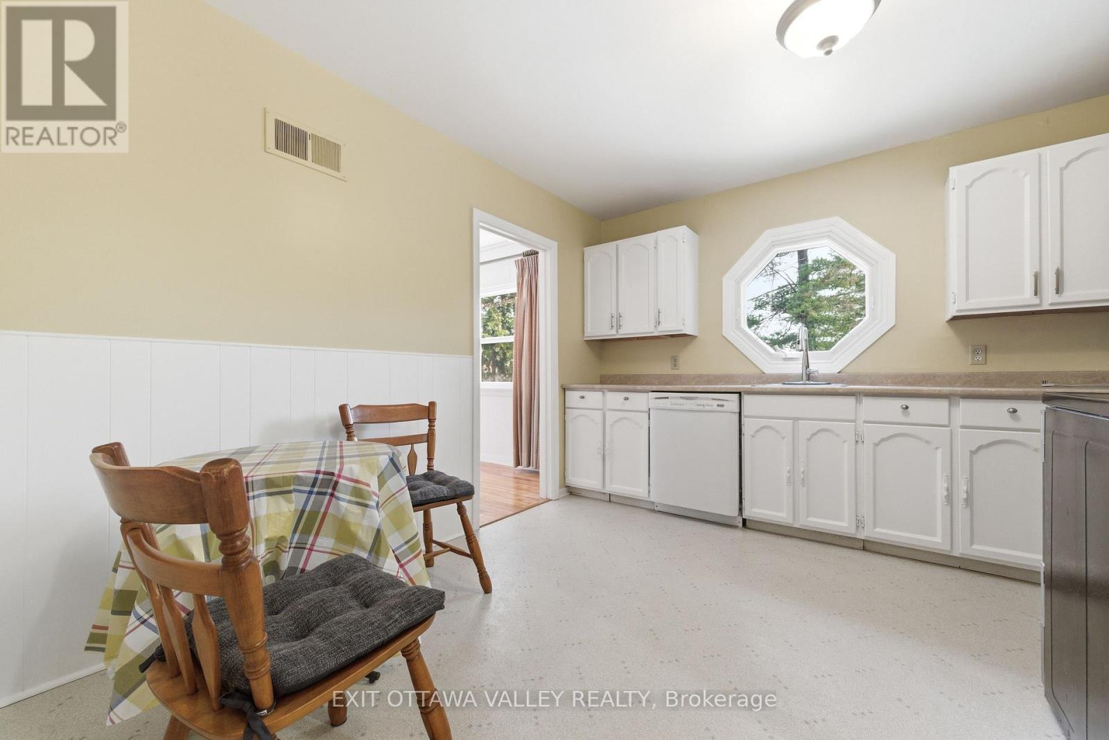 22 CABOT PLACE, Deep River, Ontario, K0J1P0 — Photo 12