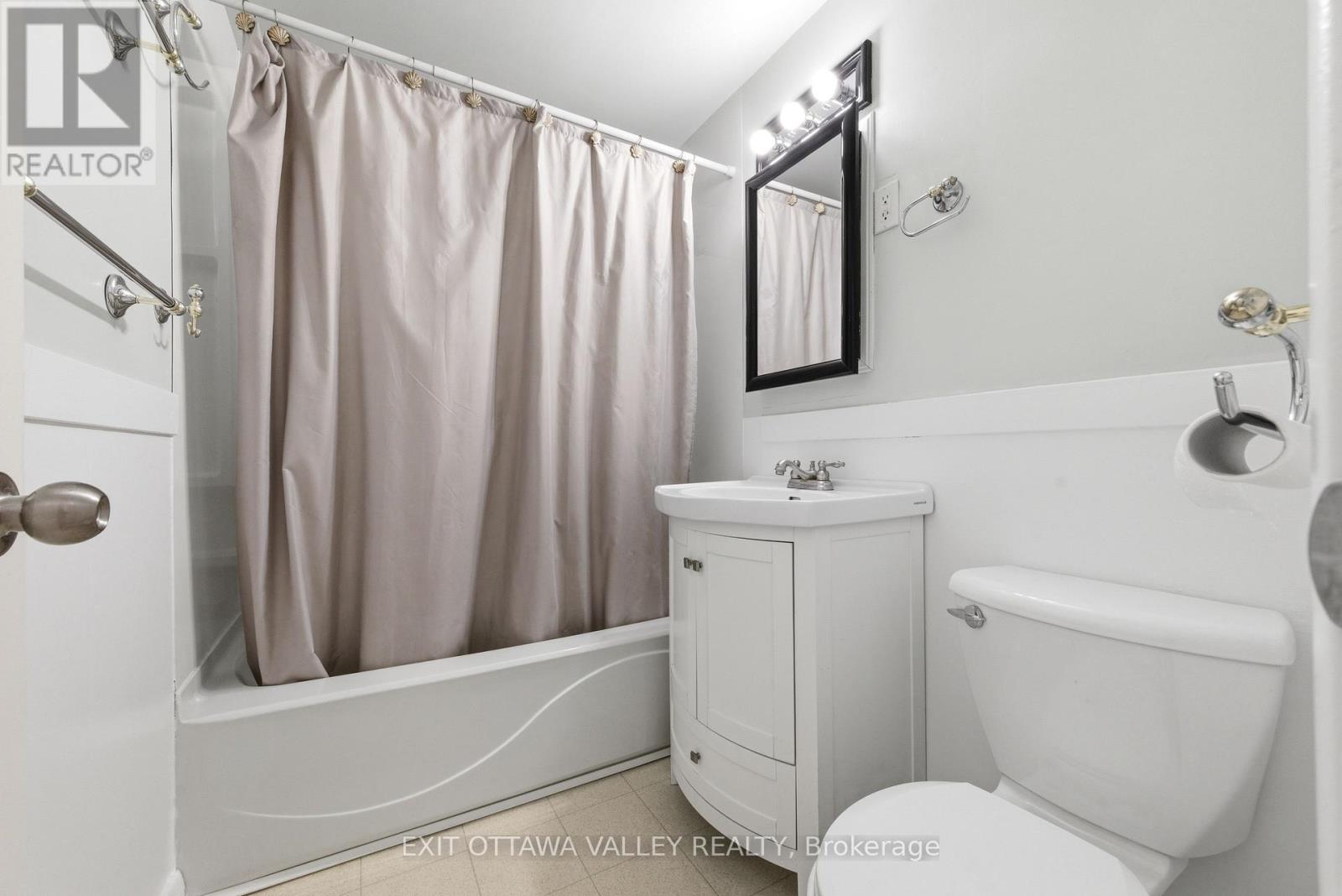 22 CABOT PLACE, Deep River, Ontario, K0J1P0 — Photo 22