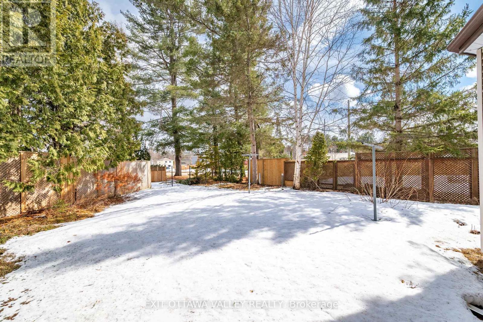 22 CABOT PLACE, Deep River, Ontario, K0J1P0 — Photo 32