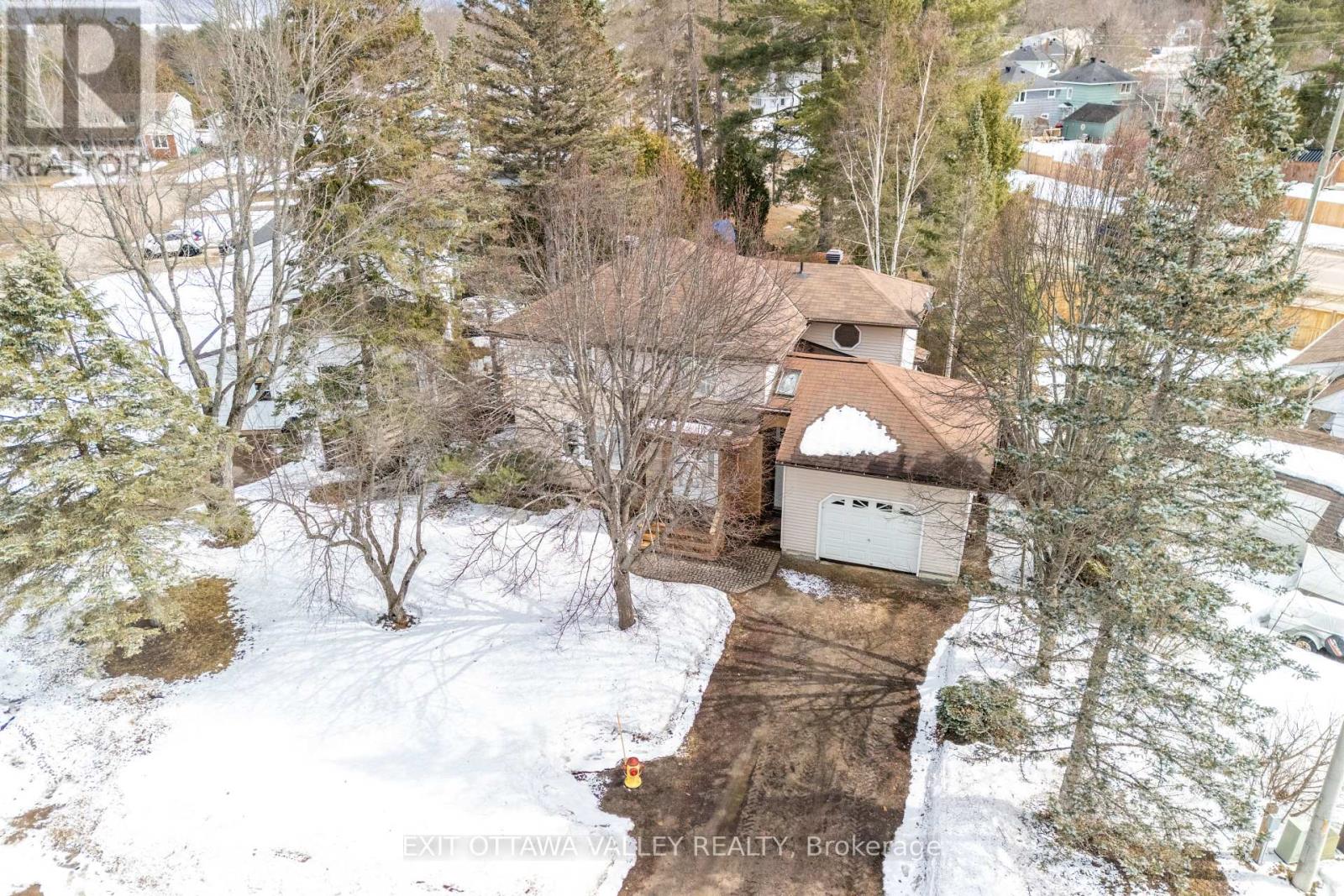 22 CABOT PLACE, Deep River, Ontario, K0J1P0 — Photo 35
