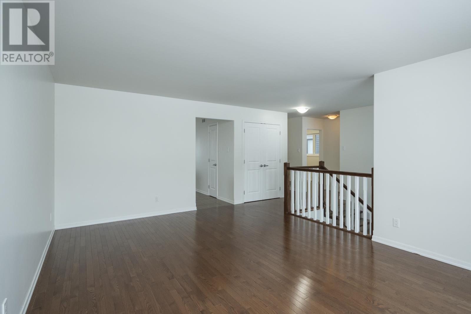 313 South Creek ST, Thunder Bay, Ontario, P7B7C2 — Photo 4