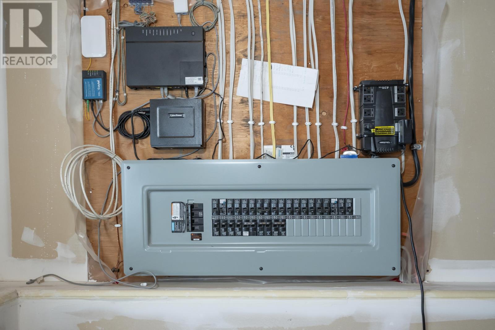 313 South Creek ST, Thunder Bay, Ontario, P7B7C2 — Photo 42