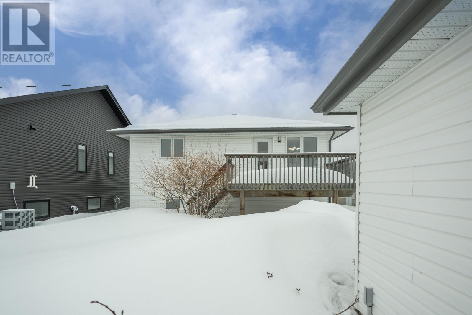 313 South Creek ST, Thunder Bay, Ontario, P7B7C2 — Photo 46