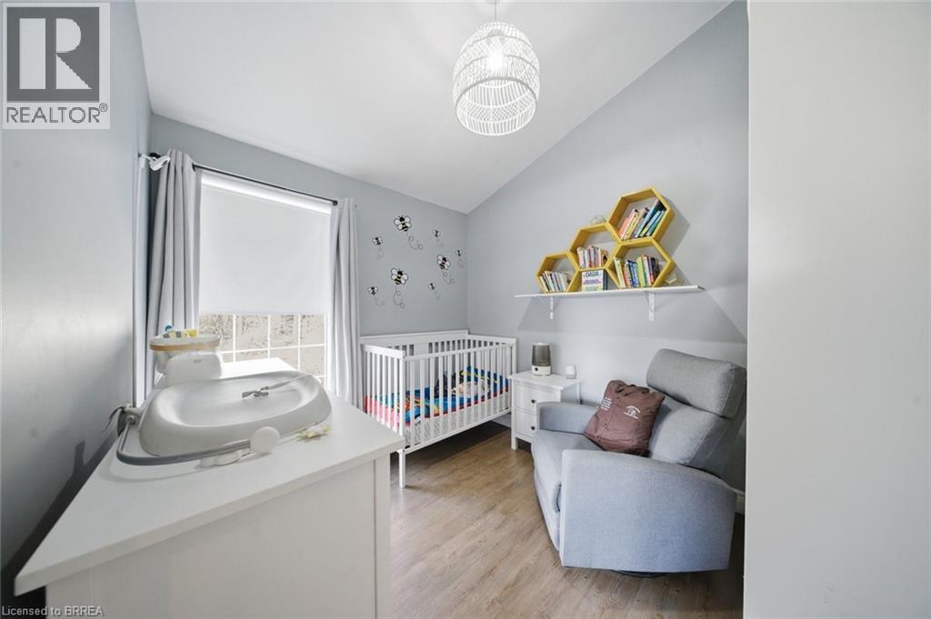 11 MALCOLM Street, Oakland, Ontario, N0E1L0 — Photo 9