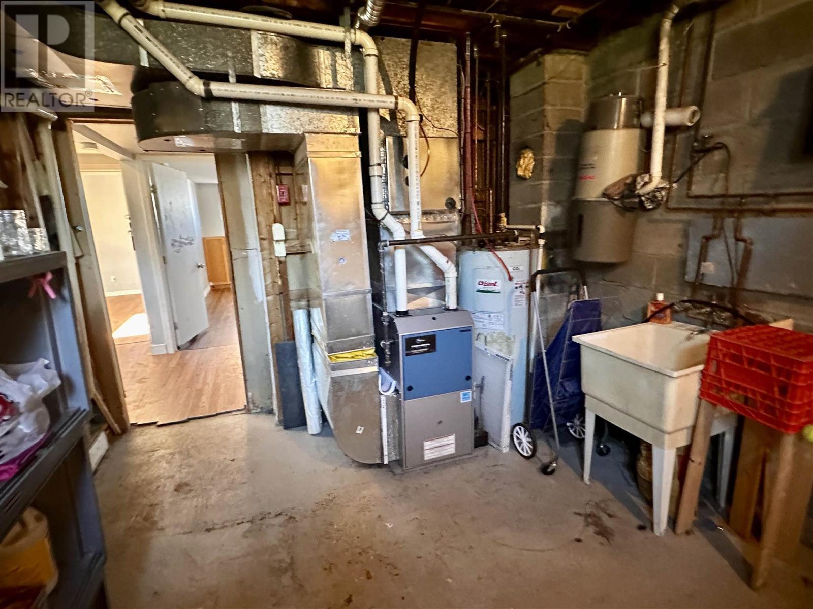 98A Axmith AVE, Elliot Lake, Ontario, P5A1B8 — Photo 18