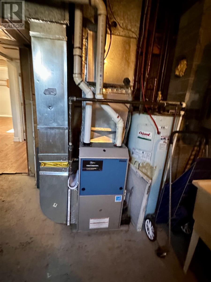 98A Axmith AVE, Elliot Lake, Ontario, P5A1B8 — Photo 20