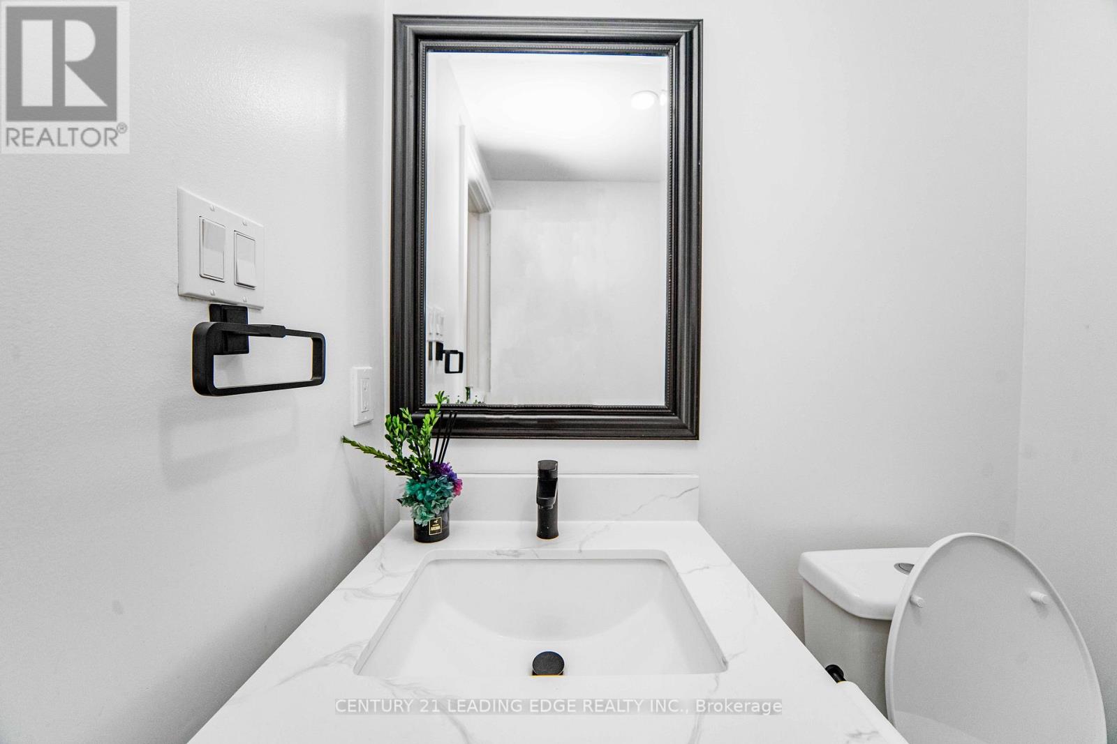 37 LANDSDOWN CRESCENT, Markham (Wismer), Ontario, L6E1M6 — Photo 9