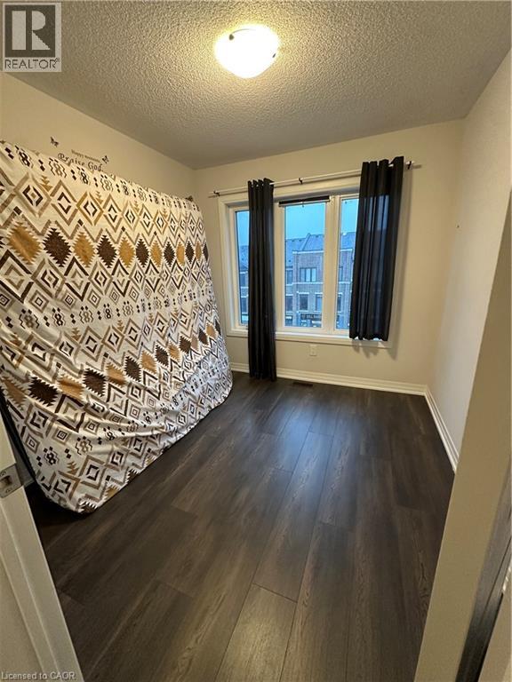 585 COLBORNE Street E Unit# 106, Brantford, Ontario, N3S3P7 — Photo 10