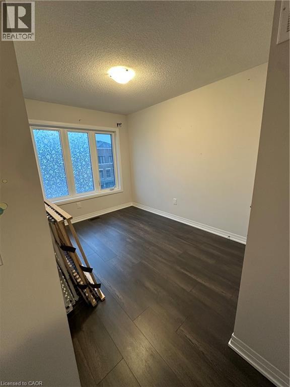 585 COLBORNE Street E Unit# 106, Brantford, Ontario, N3S3P7 — Photo 11