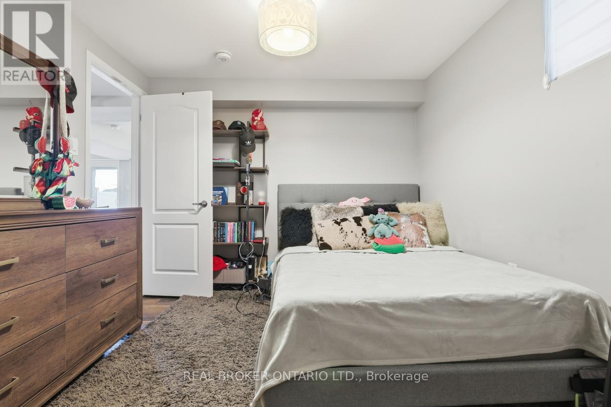 BSMT - 112 MINCING TRAIL, Brampton (Northwest Brampton), Ontario, L7A4S8 — Photo 5