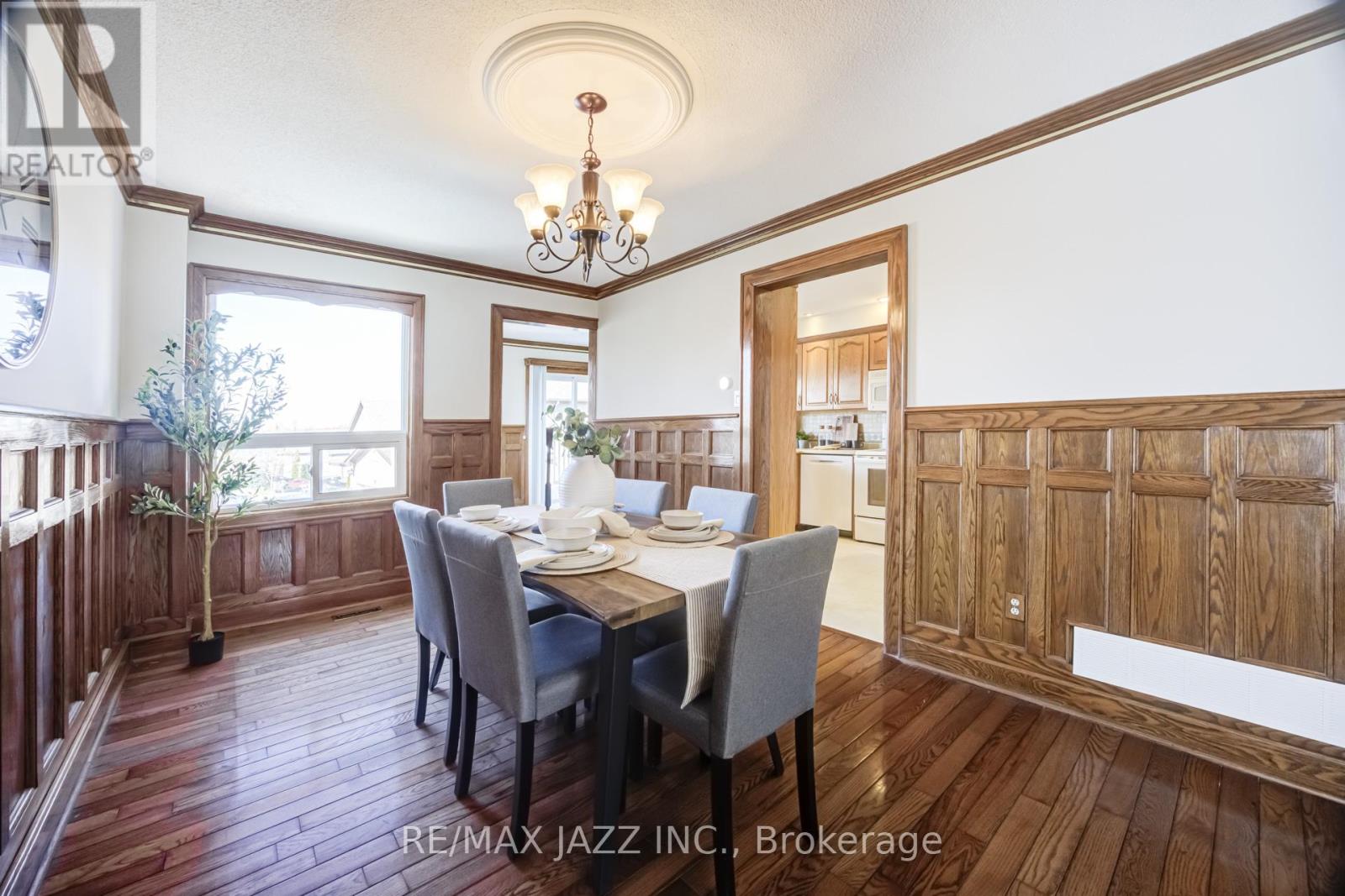 2 COOMER CRESCENT, Ajax (Central), Ontario, L1T3B6 — Photo 8