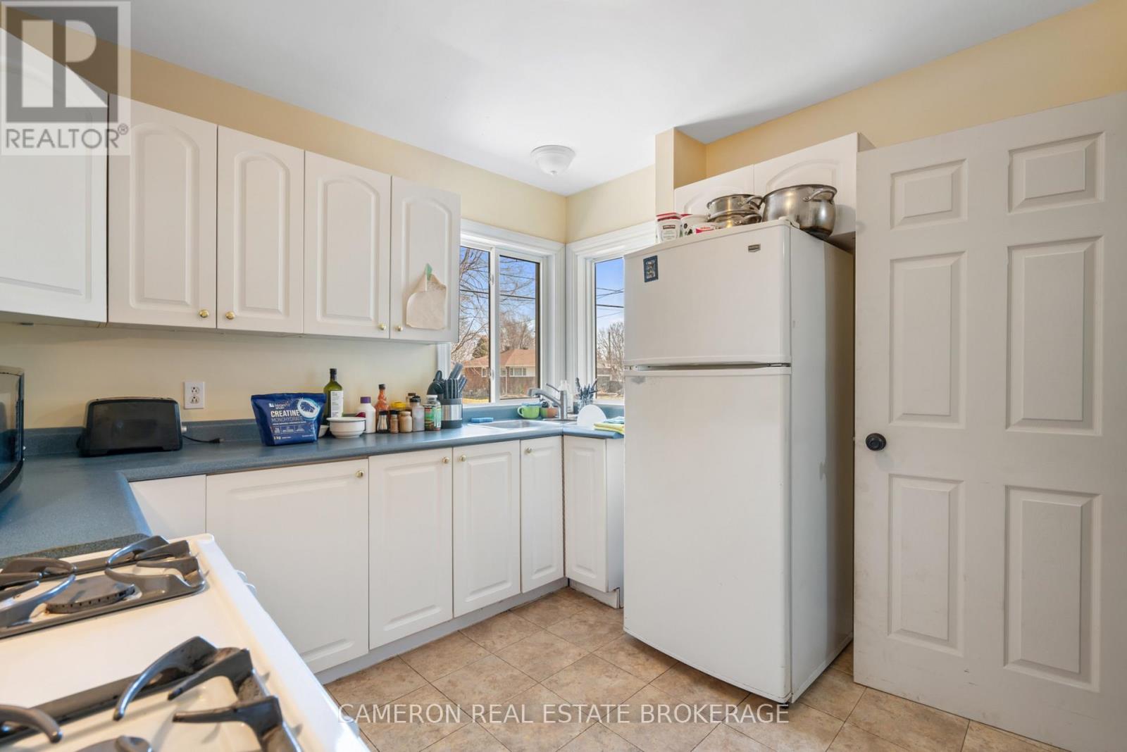 310 WESTMORELAND AVENUE, Cornwall, Ontario, K6J2G9 — Photo 4