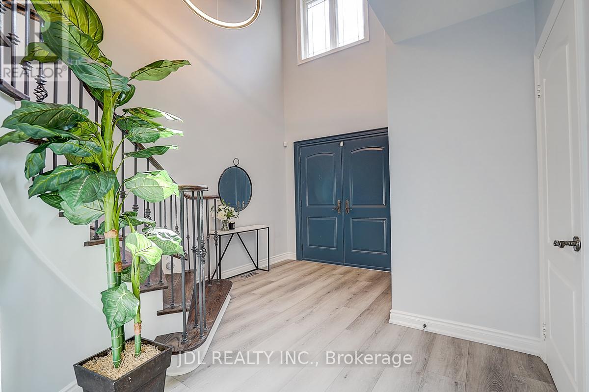 41 EMMITT ROAD W, Vaughan (Maple), Ontario, L6A3V8 — Photo 8