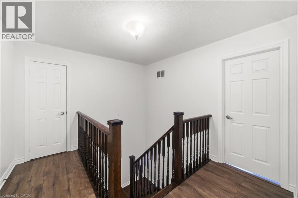 355 HOBBS Crescent, Milton, Ontario, L9T0J3 — Photo 13