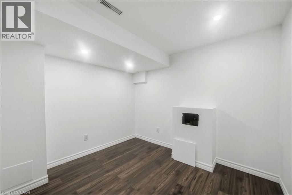 355 HOBBS Crescent, Milton, Ontario, L9T0J3 — Photo 29