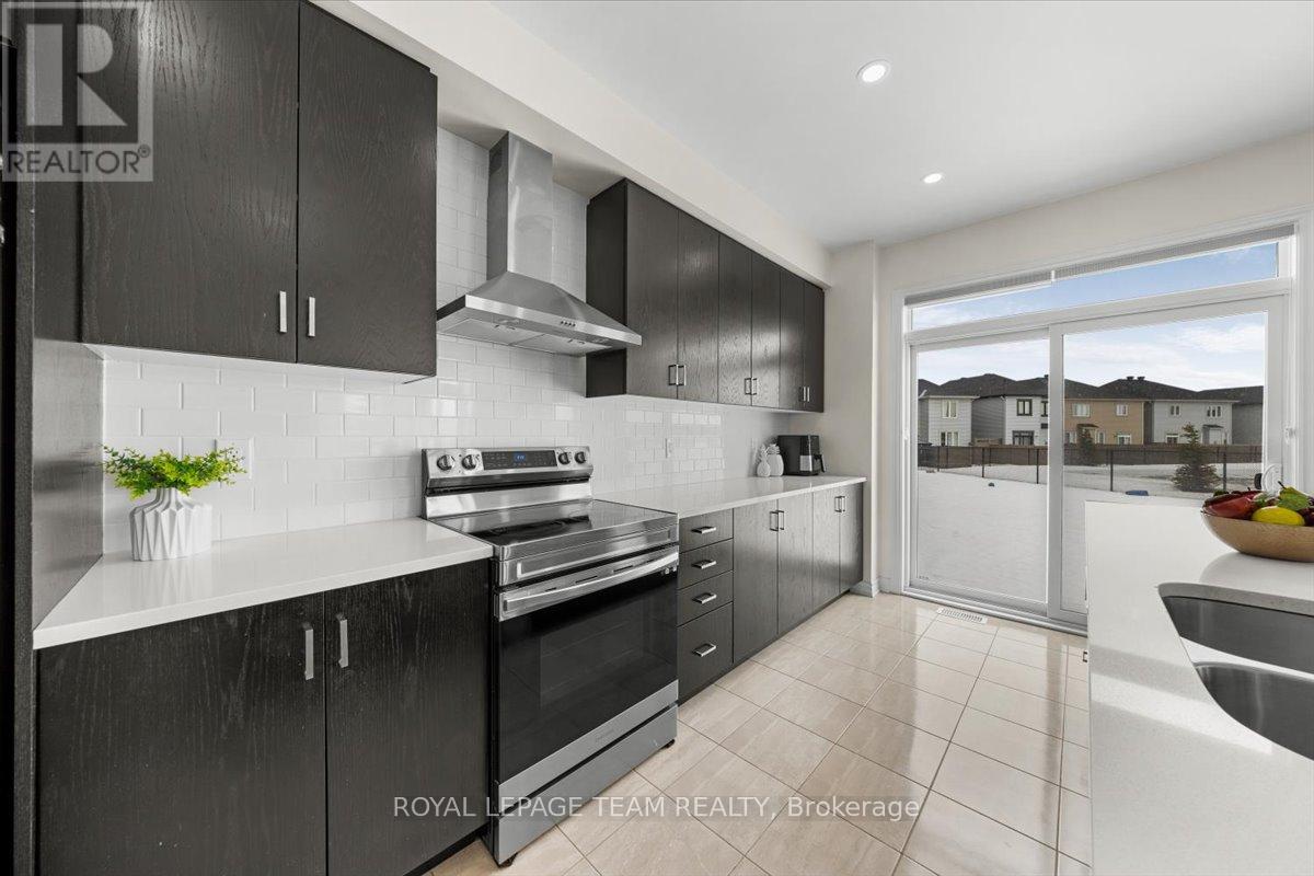 290 TURNBUCKLE CRESCENT, Ottawa, Ontario, K2J7B7 — Photo 13