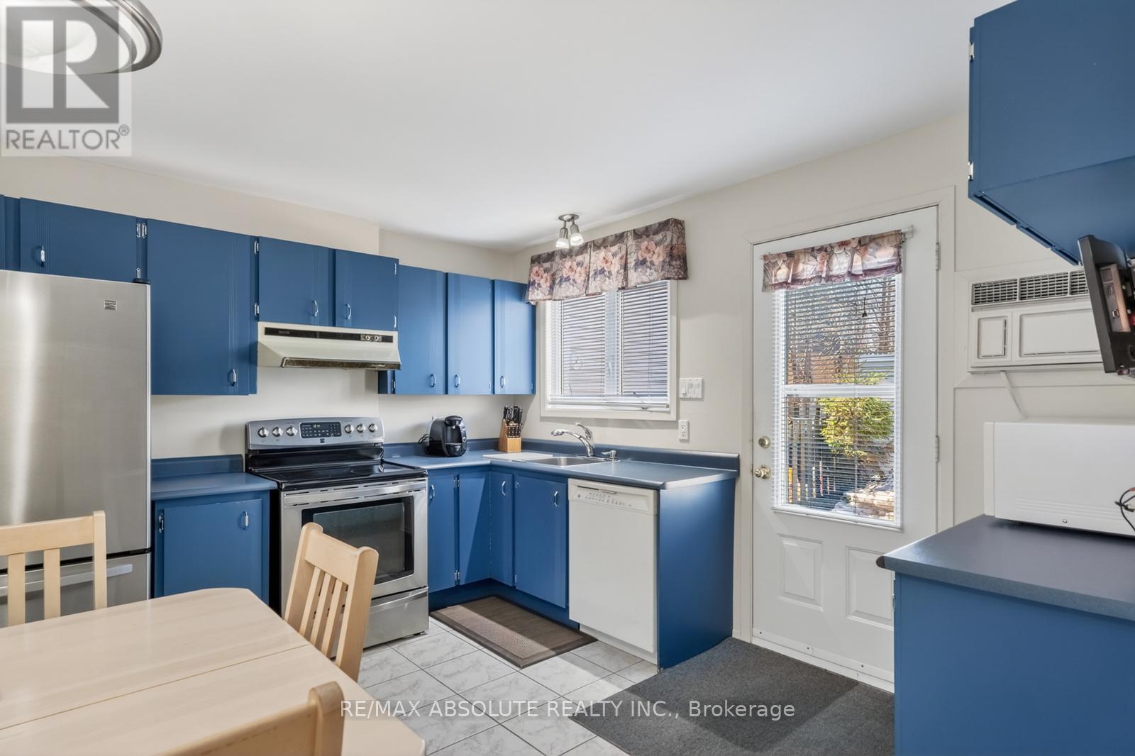 244 & 246 EMOND STREET, Ottawa, Ontario, K1L7R8 — Photo 12