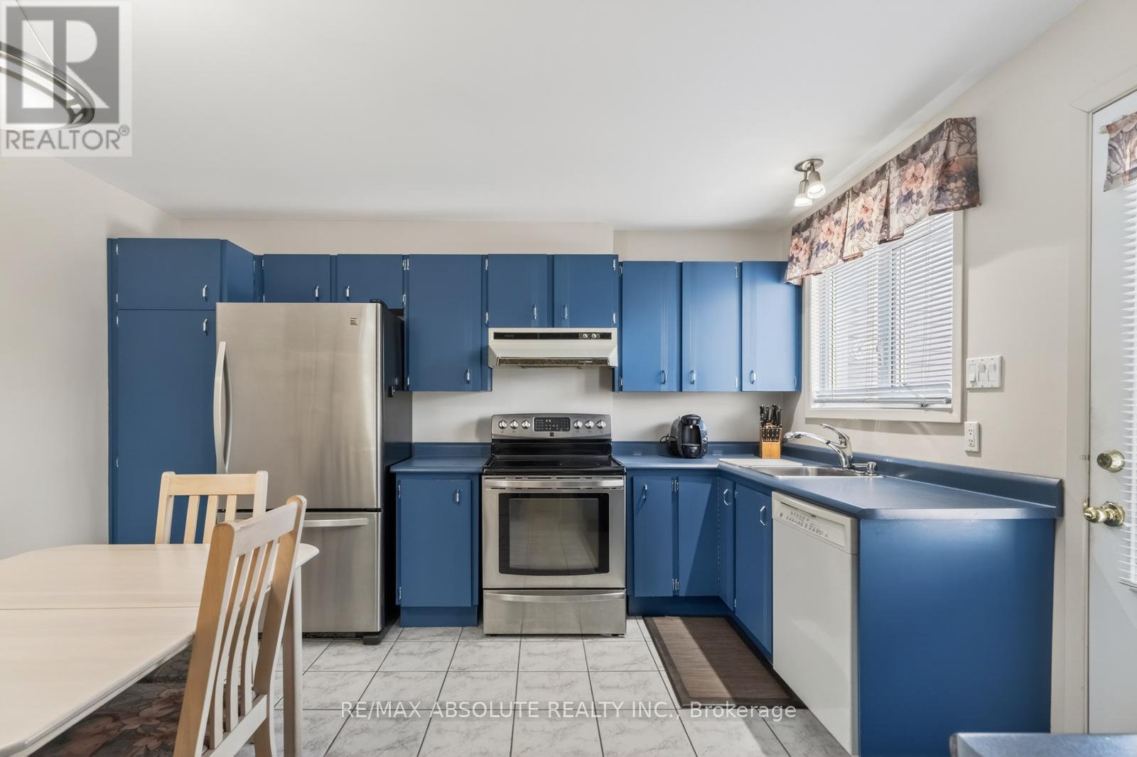 244 & 246 EMOND STREET, Ottawa, Ontario, K1L7R8 — Photo 9