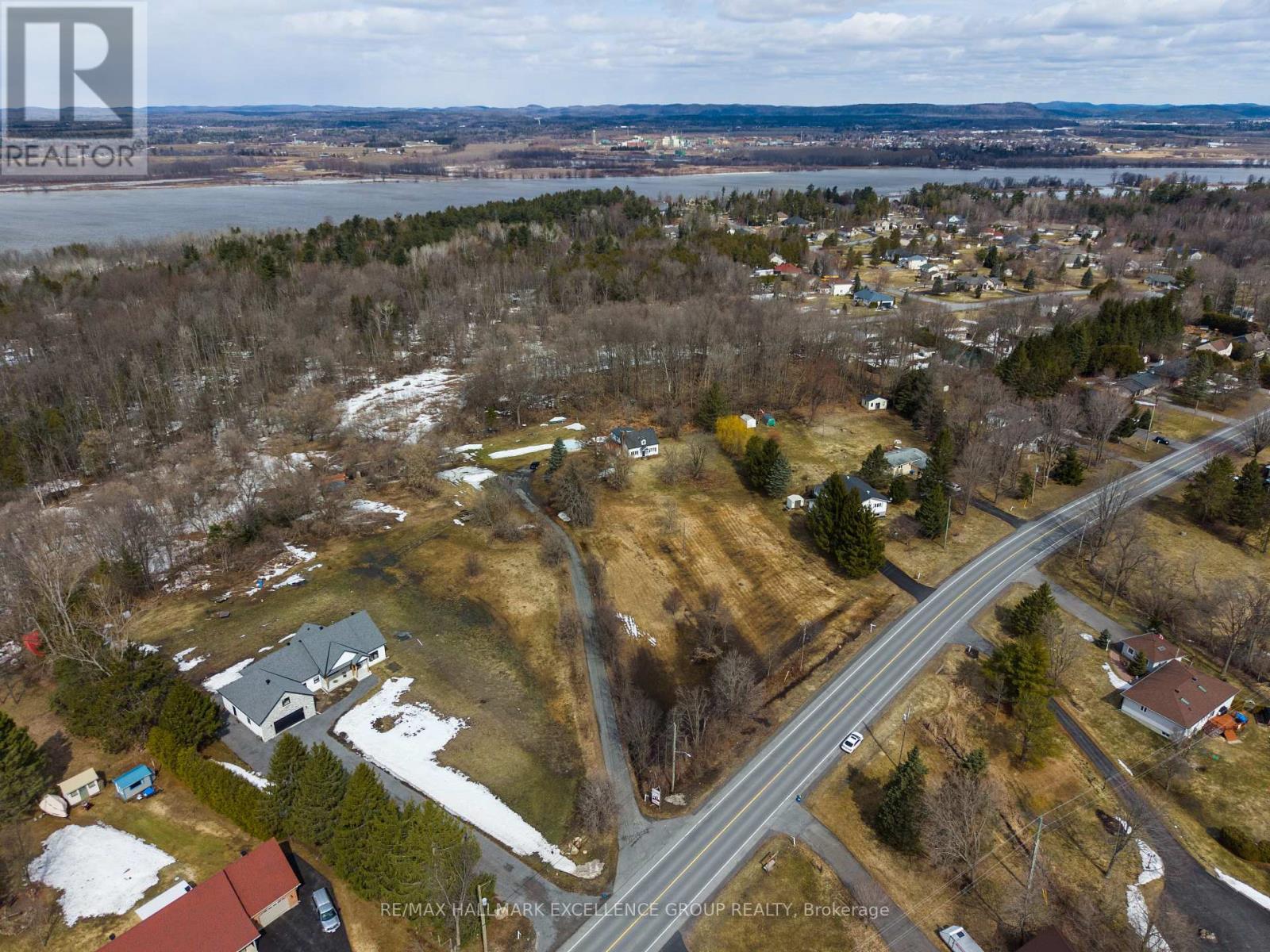 2283 OLD HIGHWAY 17 ROAD, Clarence-Rockland, Ontario, K4K1K7 — Photo 4