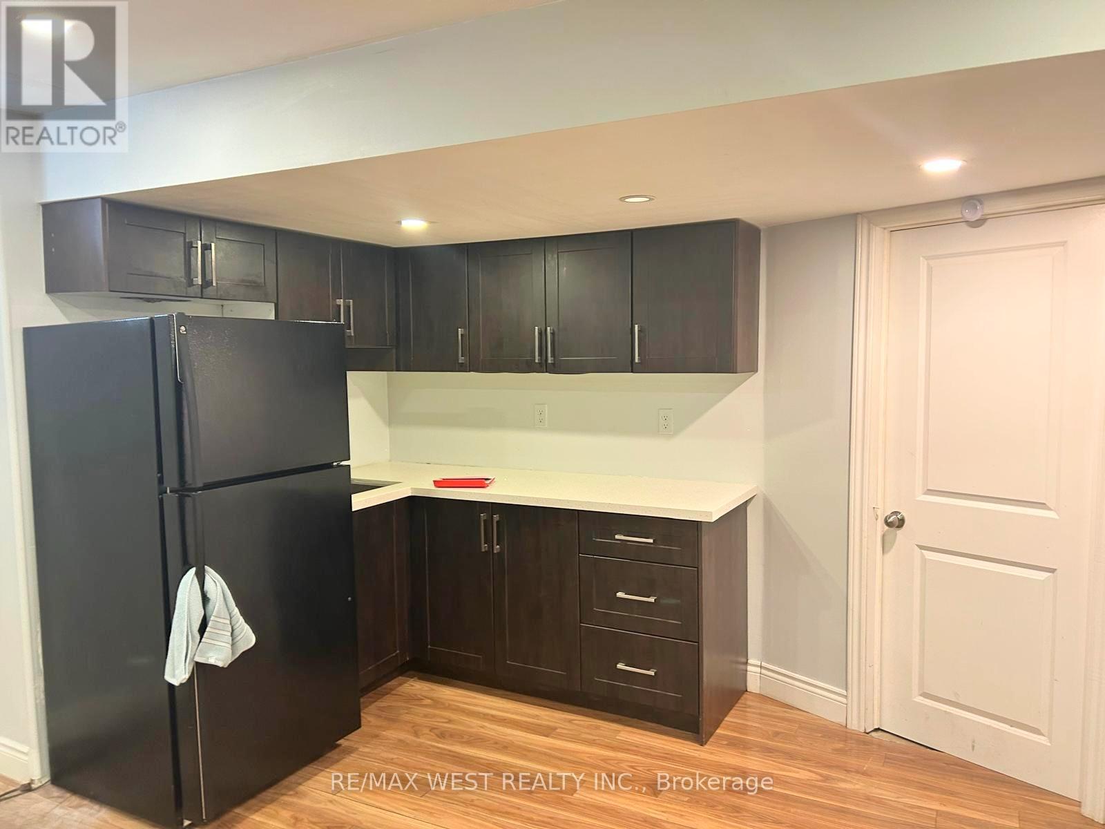 14 SUNCREST DRIVE, Brampton (Brampton West), Ontario, L6X4L6 — Photo 11