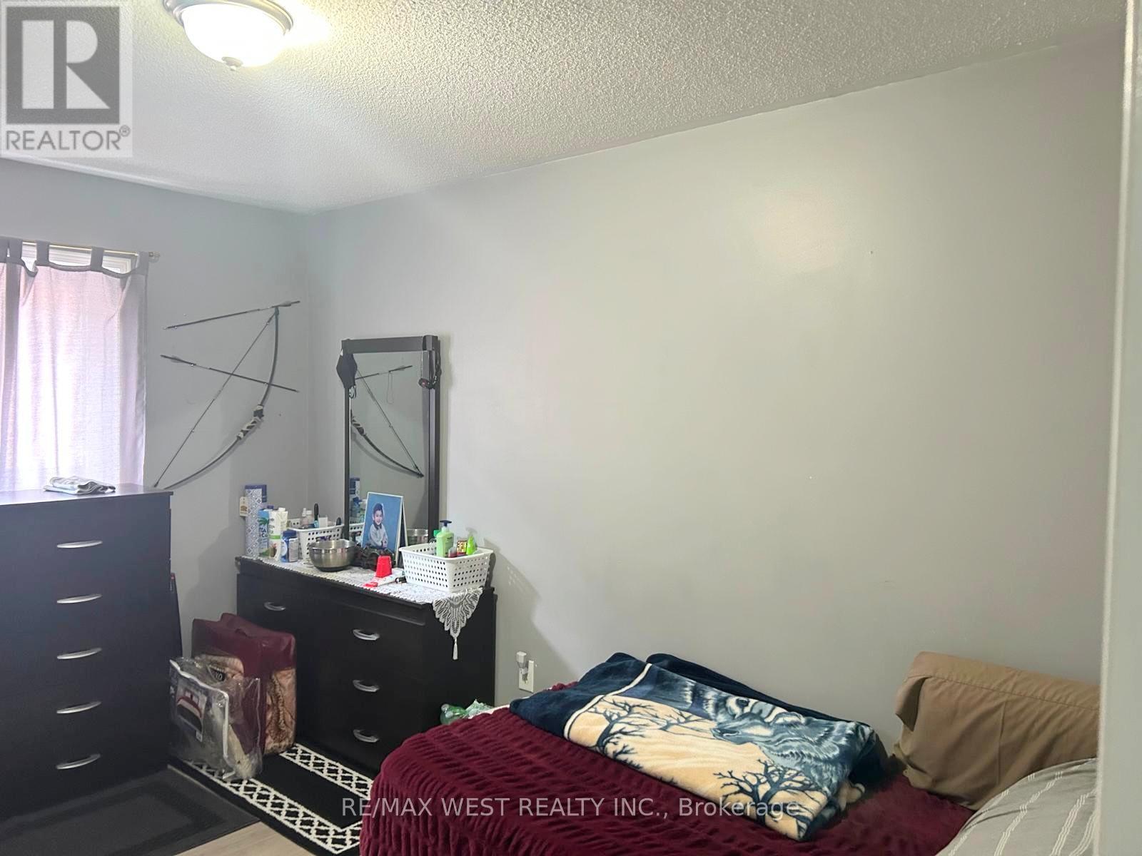 14 SUNCREST DRIVE, Brampton (Brampton West), Ontario, L6X4L6 — Photo 9