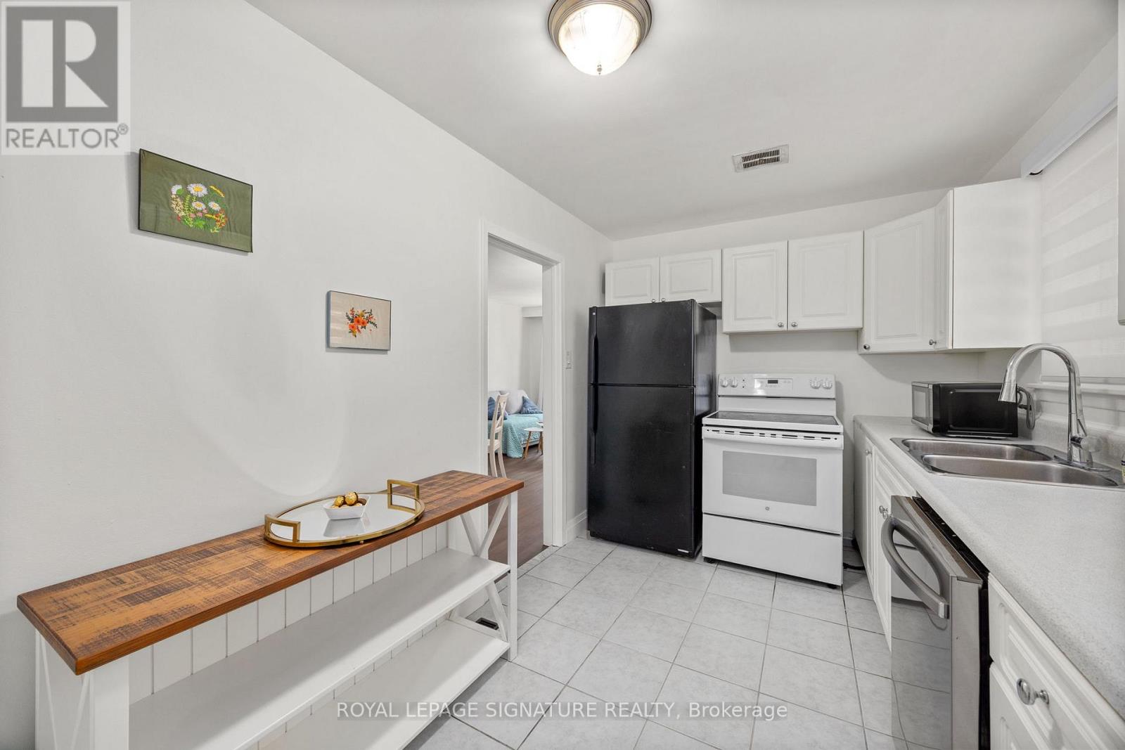 UPPER - 50 RHYDWEN AVENUE, Toronto (Birchcliffe-Cliffside), Ontario, M1N2E1 — Photo 10