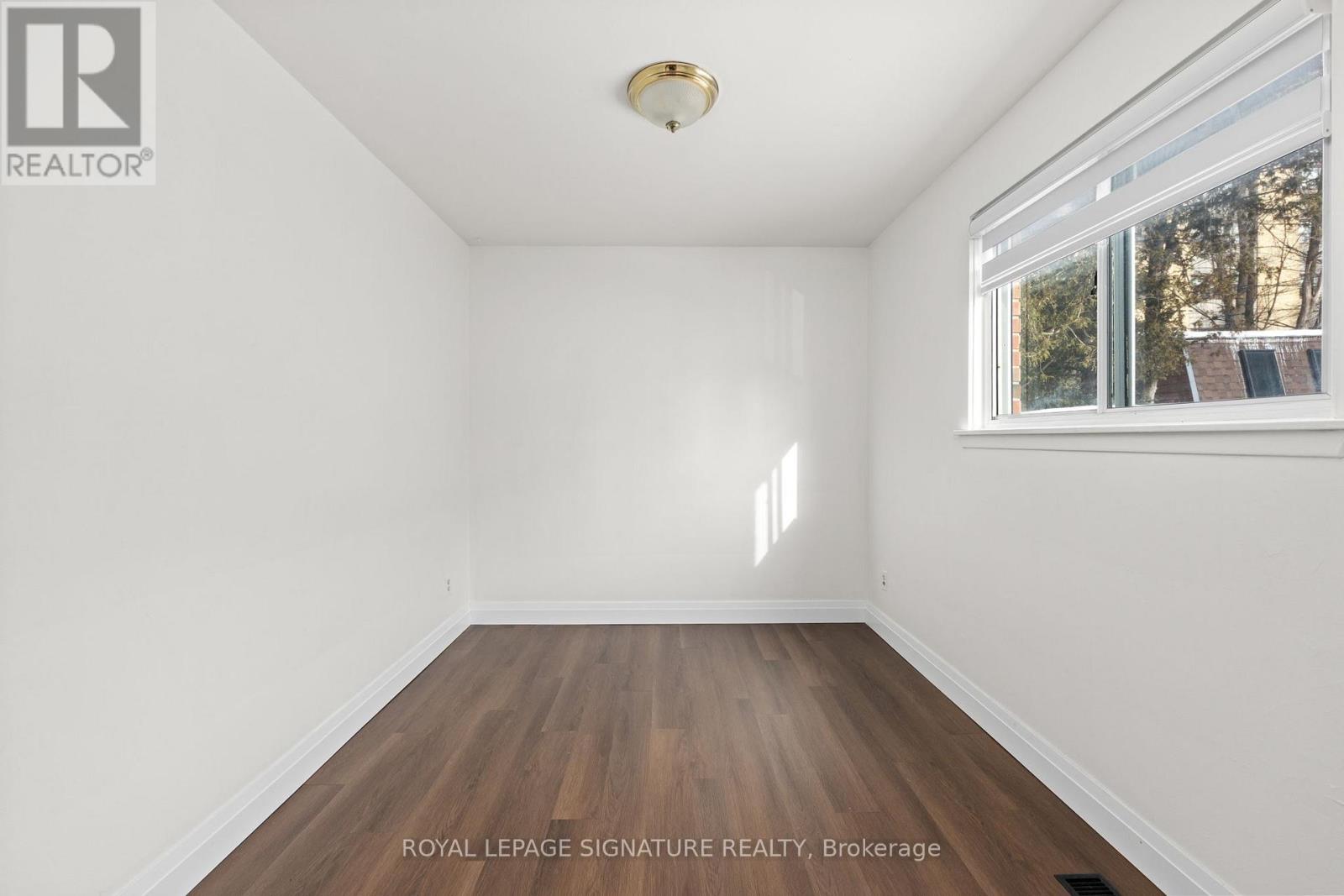 UPPER - 50 RHYDWEN AVENUE, Toronto (Birchcliffe-Cliffside), Ontario, M1N2E1 — Photo 14