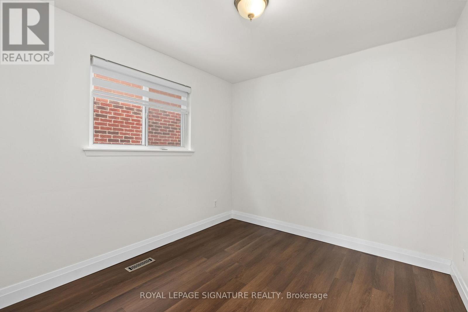 UPPER - 50 RHYDWEN AVENUE, Toronto (Birchcliffe-Cliffside), Ontario, M1N2E1 — Photo 15