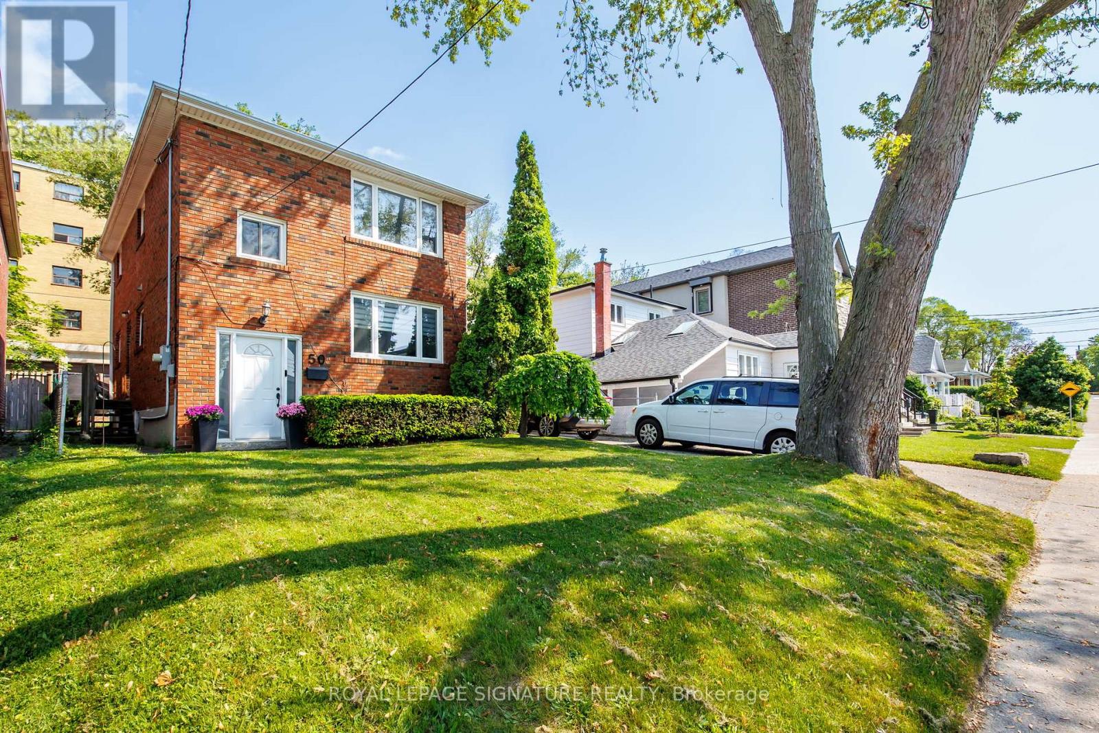 UPPER - 50 RHYDWEN AVENUE, Toronto (Birchcliffe-Cliffside), Ontario, M1N2E1 — Photo 2