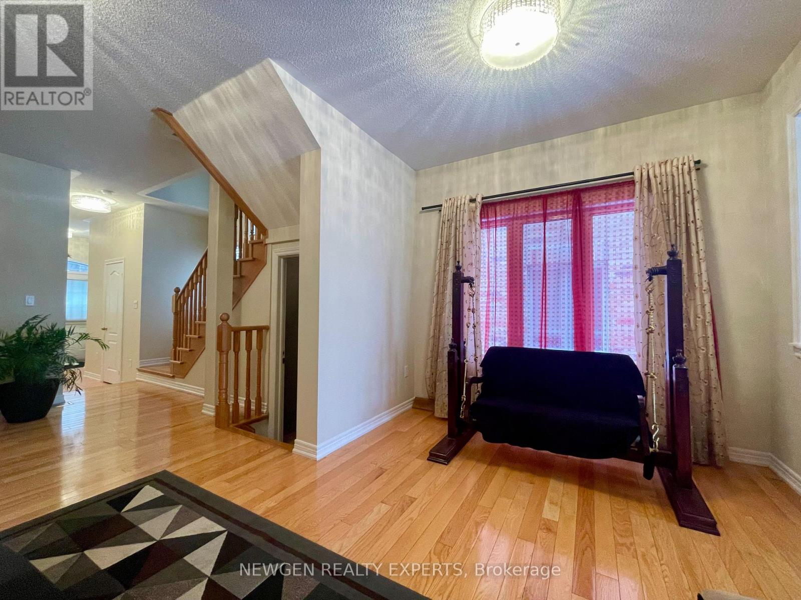 #UPPER - 42 CRYSTALVIEW CRESCENT, Brampton (Bram East), Ontario, L6P2R7 — Photo 9