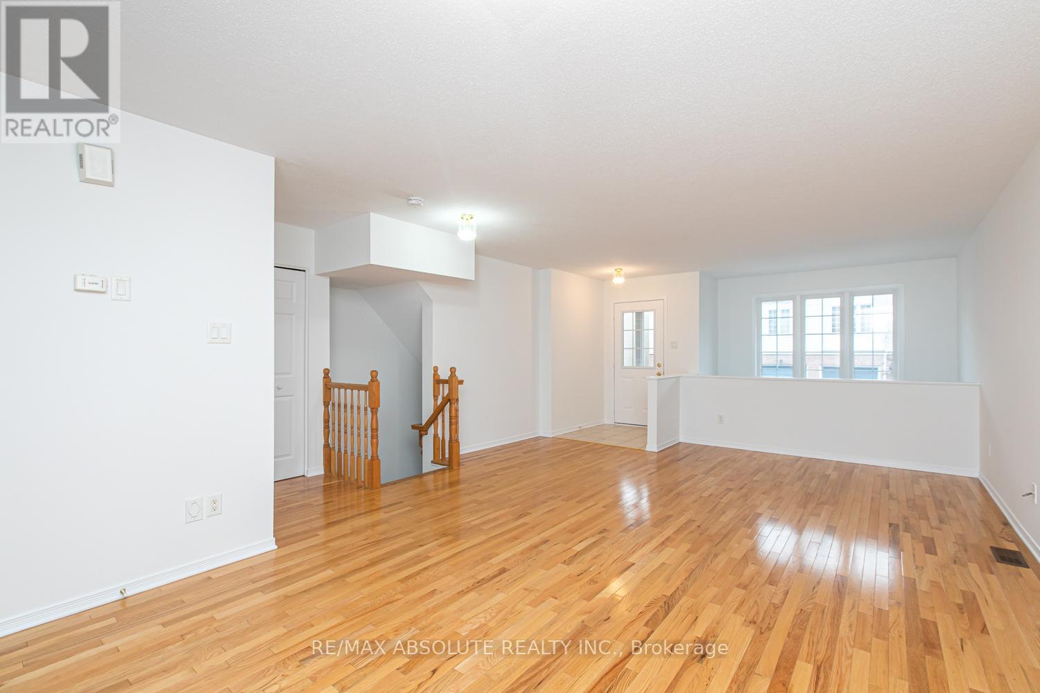 242 GERSHWIN PRIVATE, Ottawa, Ontario, K2H1G5 — Photo 5