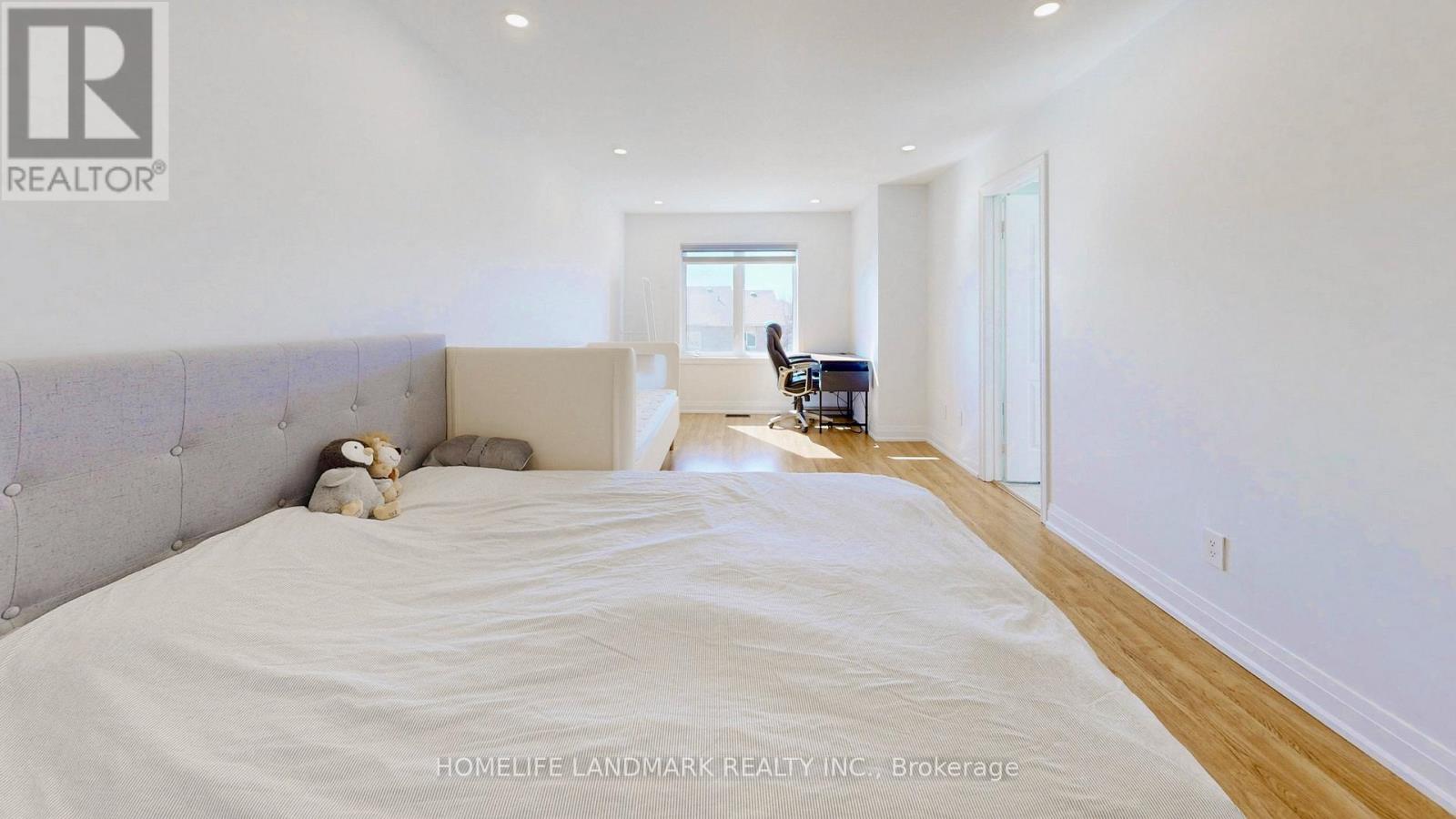 32 ARCO CIRCLE, Vaughan (Maple), Ontario, L6A3Z7 — Photo 17