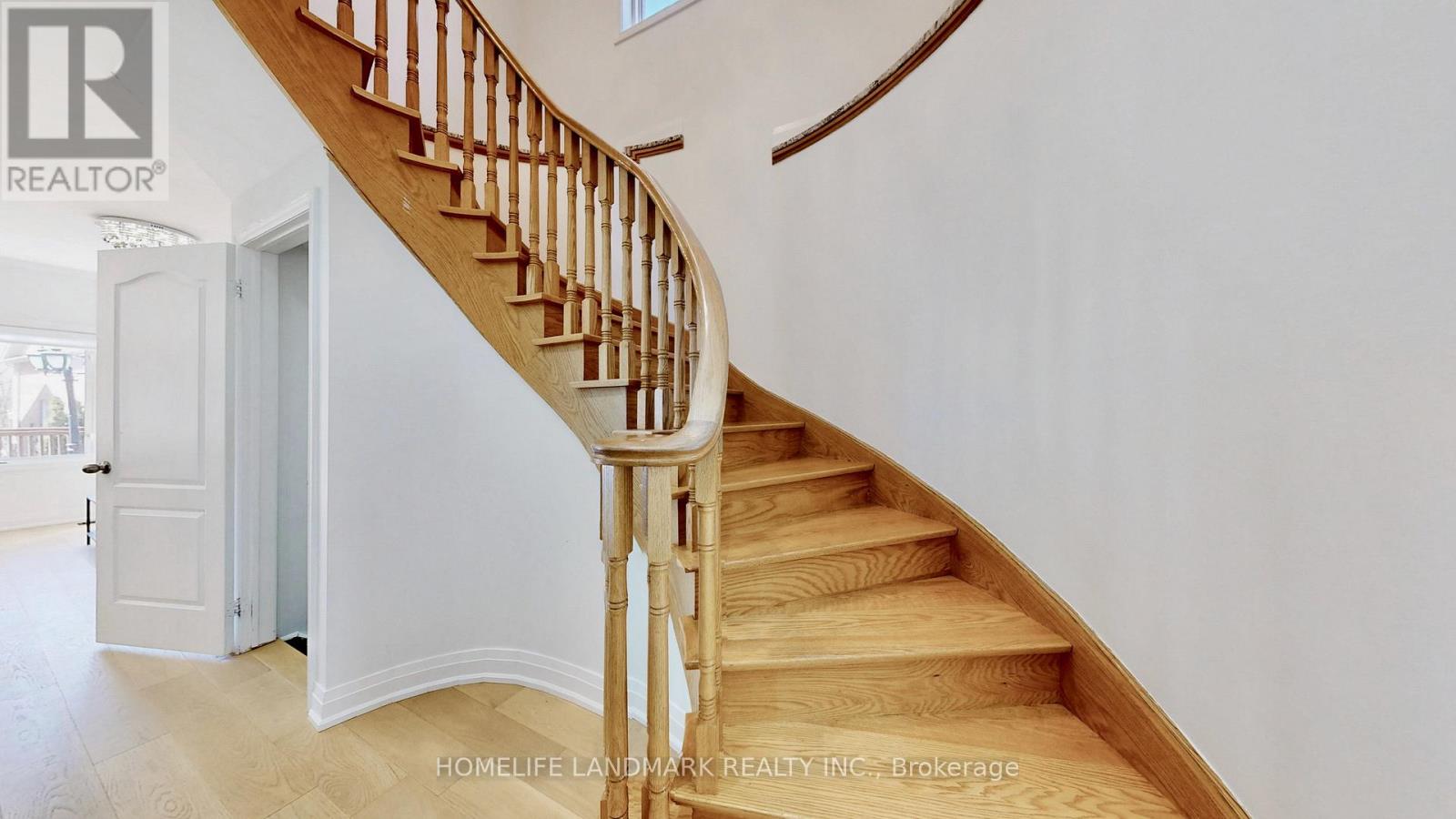 32 ARCO CIRCLE, Vaughan (Maple), Ontario, L6A3Z7 — Photo 19