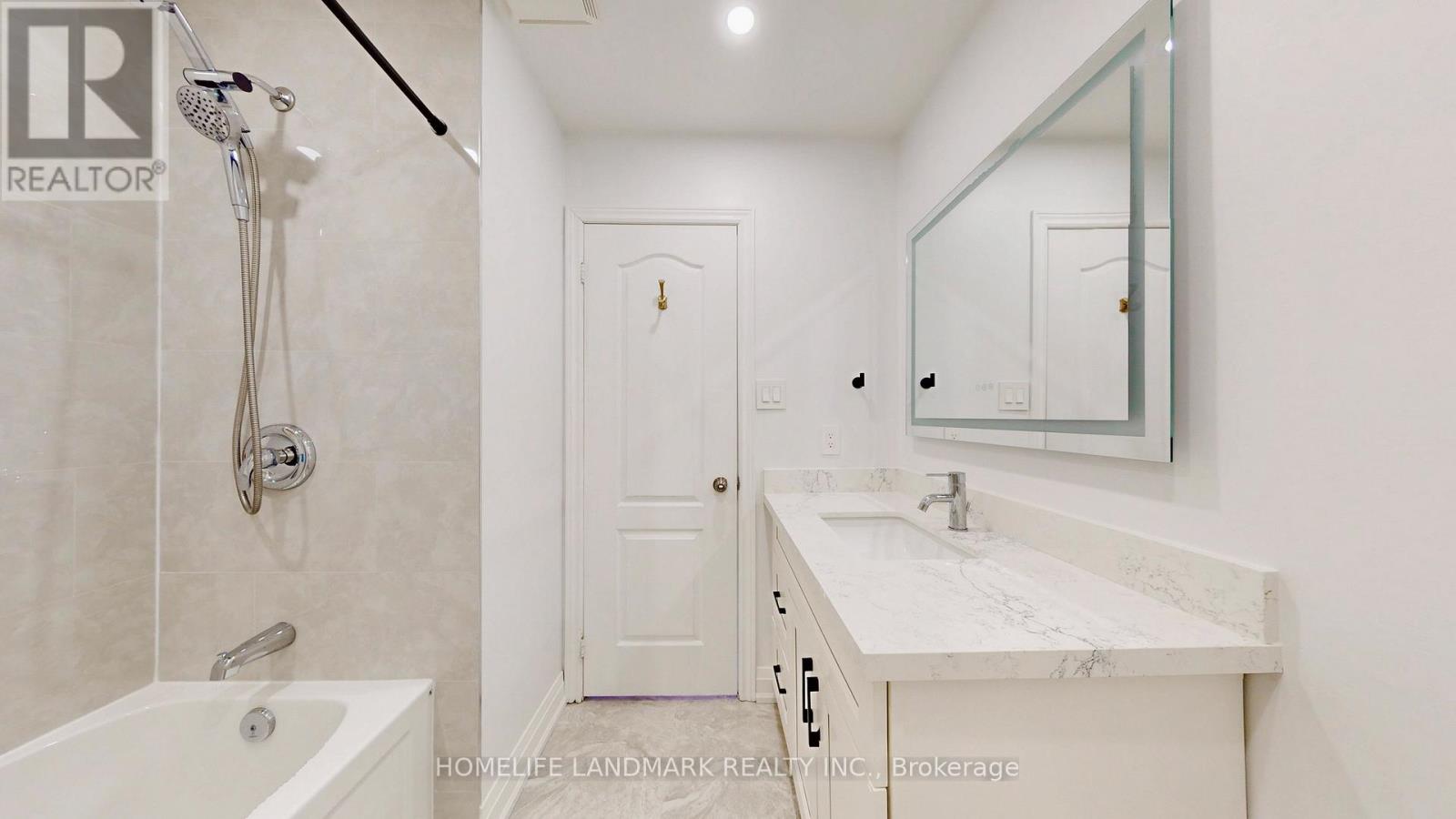32 ARCO CIRCLE, Vaughan (Maple), Ontario, L6A3Z7 — Photo 21