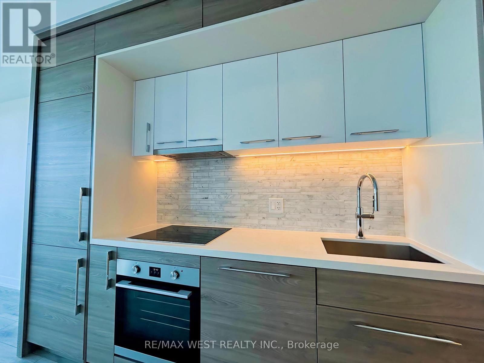 1602 - 29 GREEN TRAIL COURT, Toronto (Bayview Village), Ontario, M2K0J9 — Photo 4