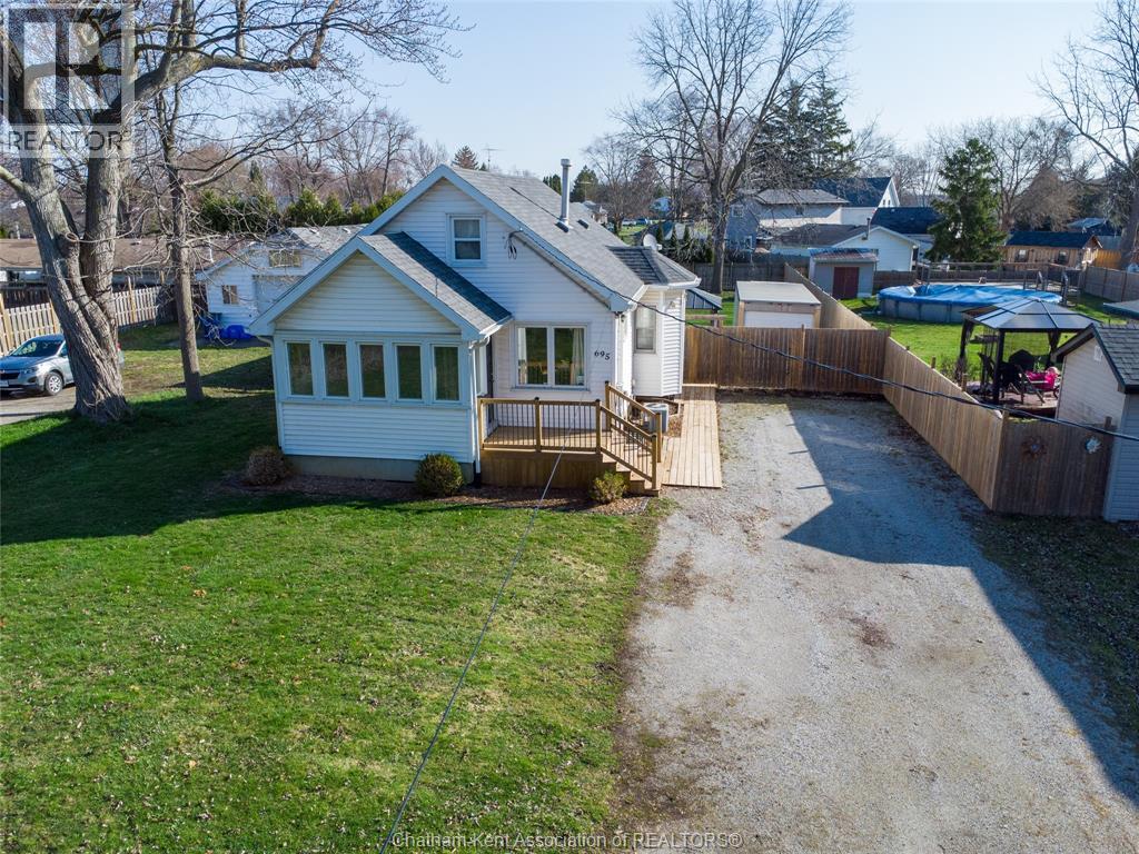 695 BLOOMFIELD ROAD, Chatham, Ontario, N7M5J5 — Photo 47