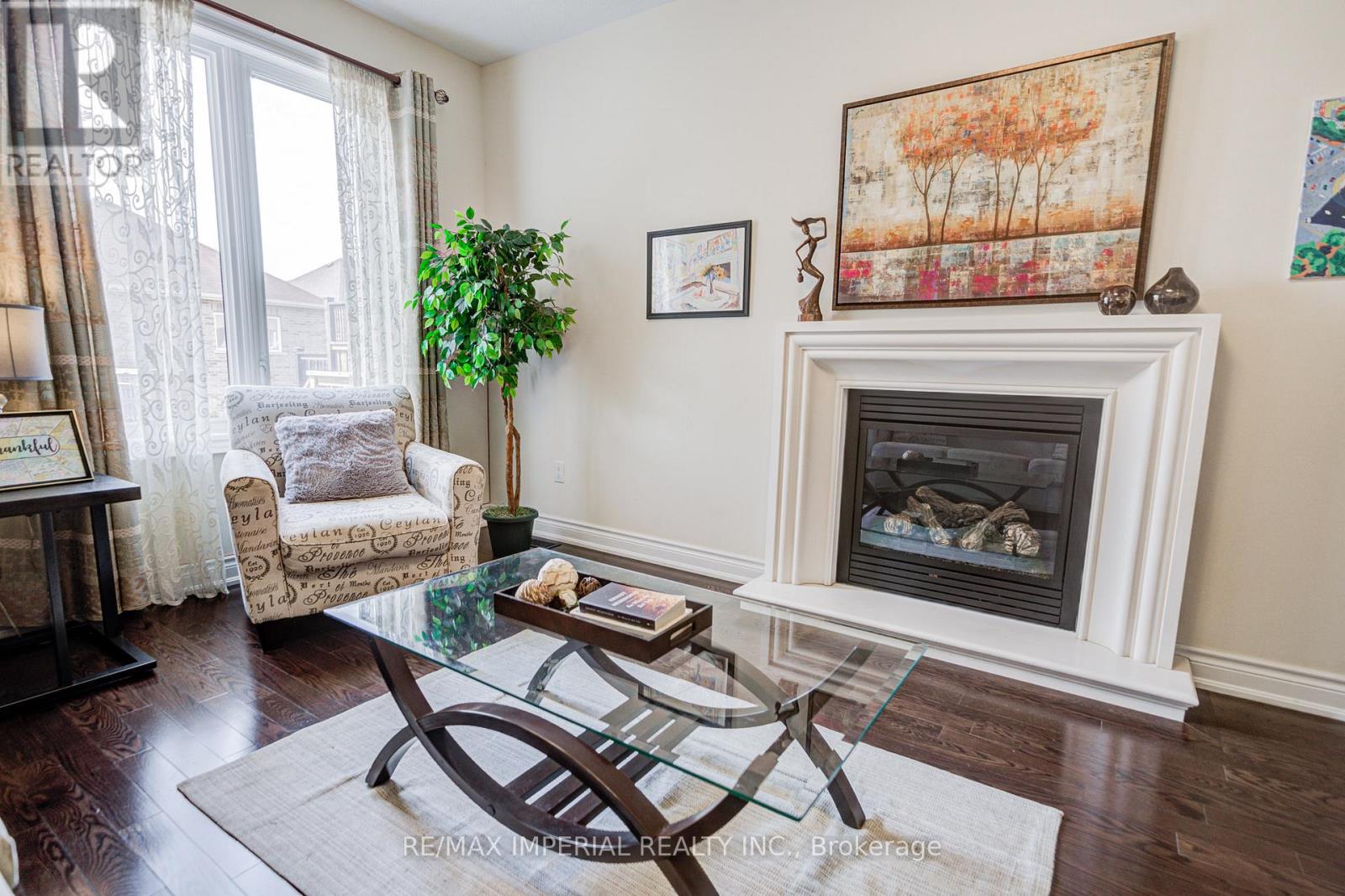 28 MANCINI CRESCENT, Richmond Hill (Jefferson), Ontario, L4E0T1 — Photo 11