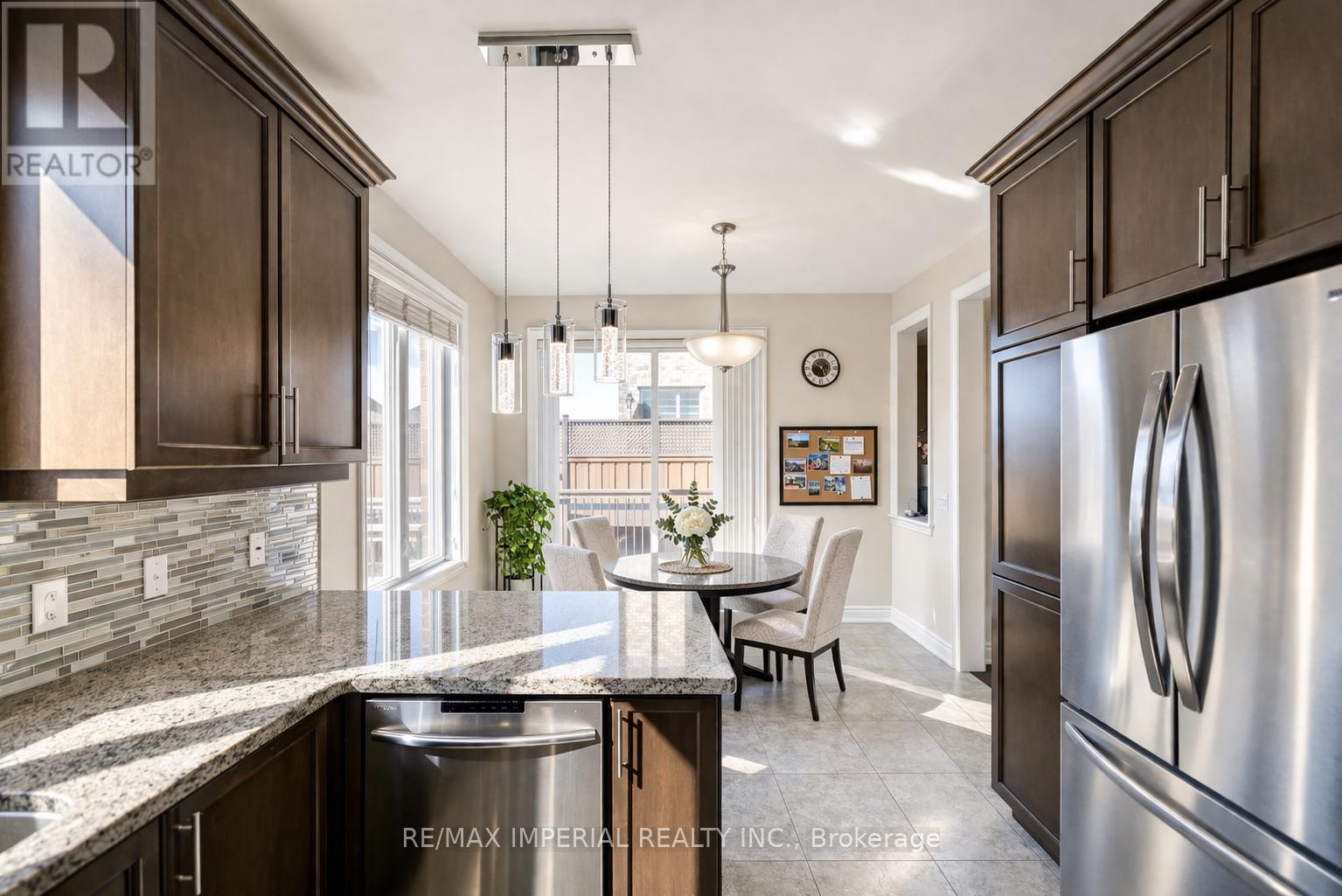 28 MANCINI CRESCENT, Richmond Hill (Jefferson), Ontario, L4E0T1 — Photo 14