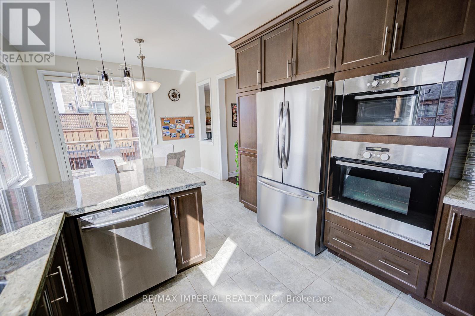 28 MANCINI CRESCENT, Richmond Hill (Jefferson), Ontario, L4E0T1 — Photo 15