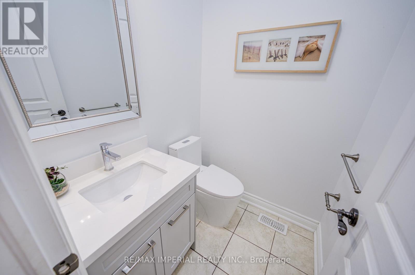 28 MANCINI CRESCENT, Richmond Hill (Jefferson), Ontario, L4E0T1 — Photo 16