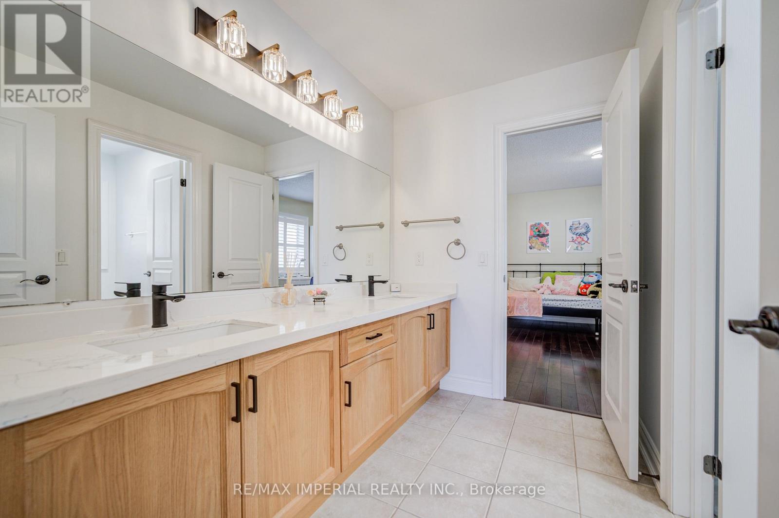 28 MANCINI CRESCENT, Richmond Hill (Jefferson), Ontario, L4E0T1 — Photo 24