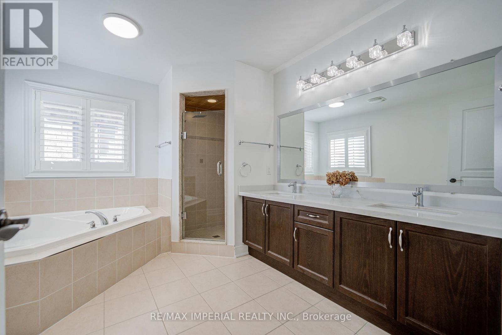 28 MANCINI CRESCENT, Richmond Hill (Jefferson), Ontario, L4E0T1 — Photo 30