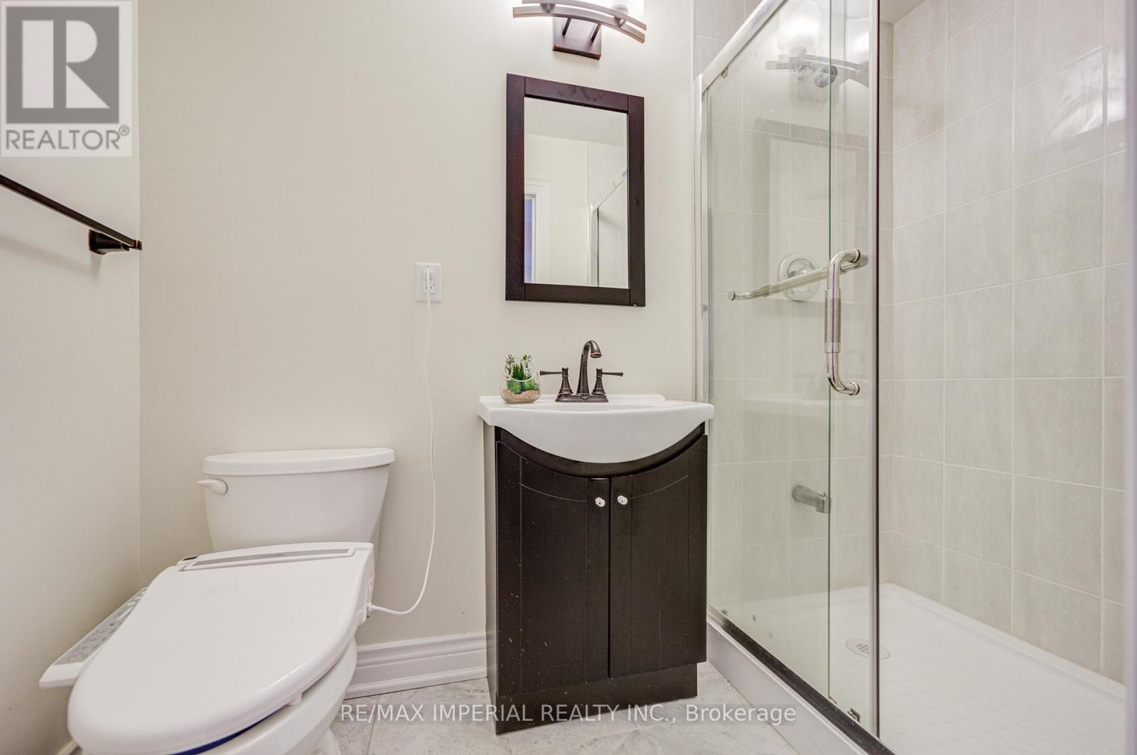 28 MANCINI CRESCENT, Richmond Hill (Jefferson), Ontario, L4E0T1 — Photo 33