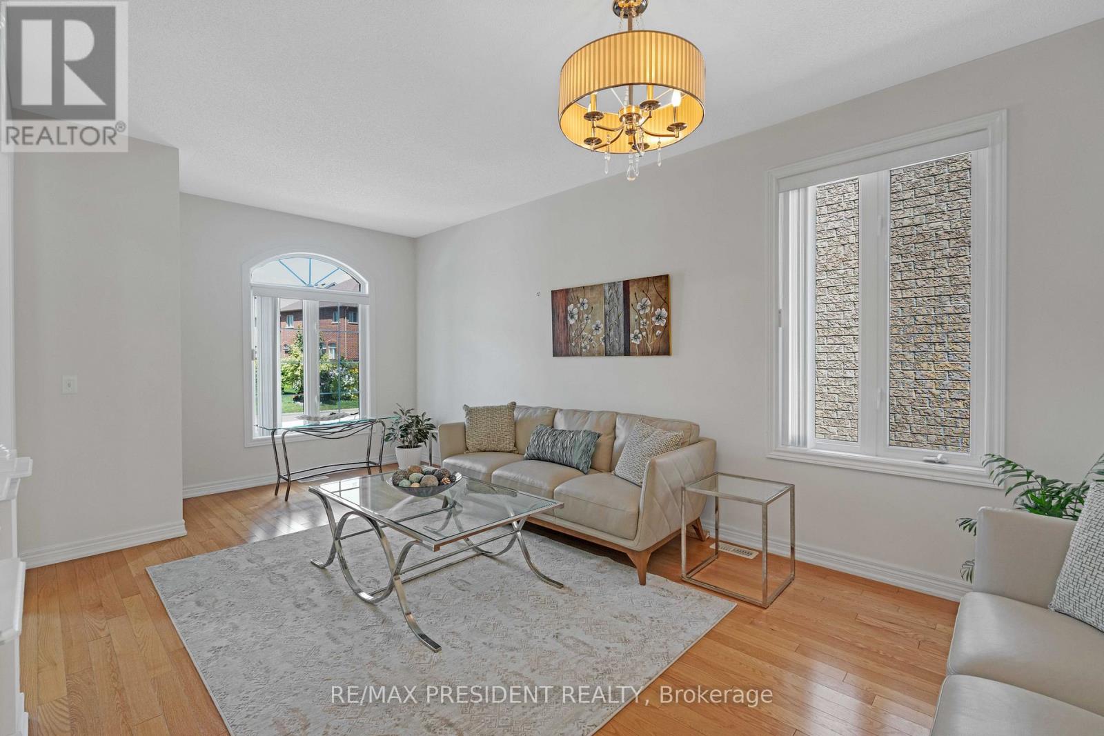 7 WELLPARK WAY, Brampton (Bram East), Ontario, L6P3Z6 — Photo 6