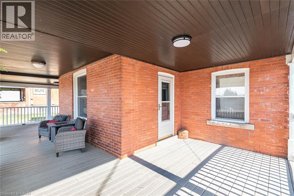 120 CAITHNESS Street E, Caledonia, Ontario, N3W1C2 — Photo 3