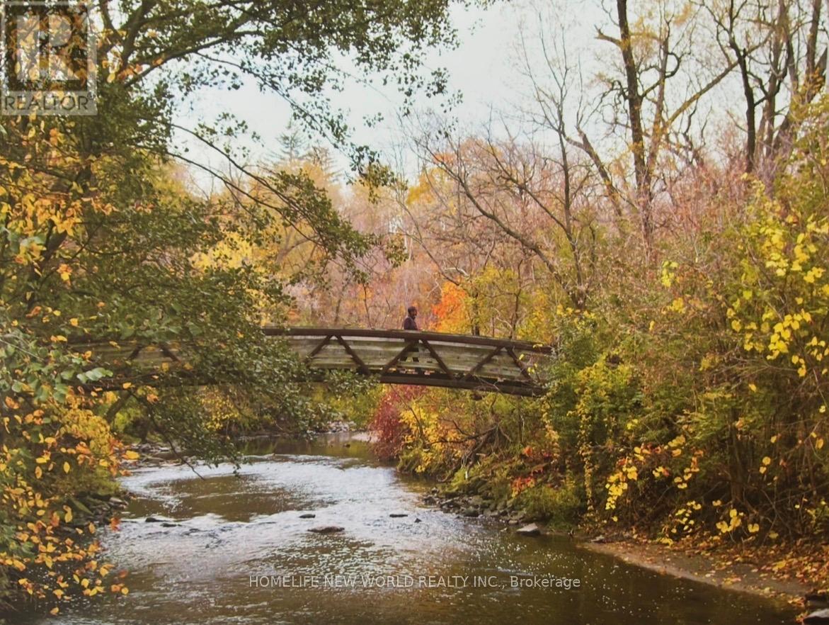 6 - 29 GREEN TRAIL COURT, Toronto (Bayview Village), Ontario, M2K0J9 — Photo 10