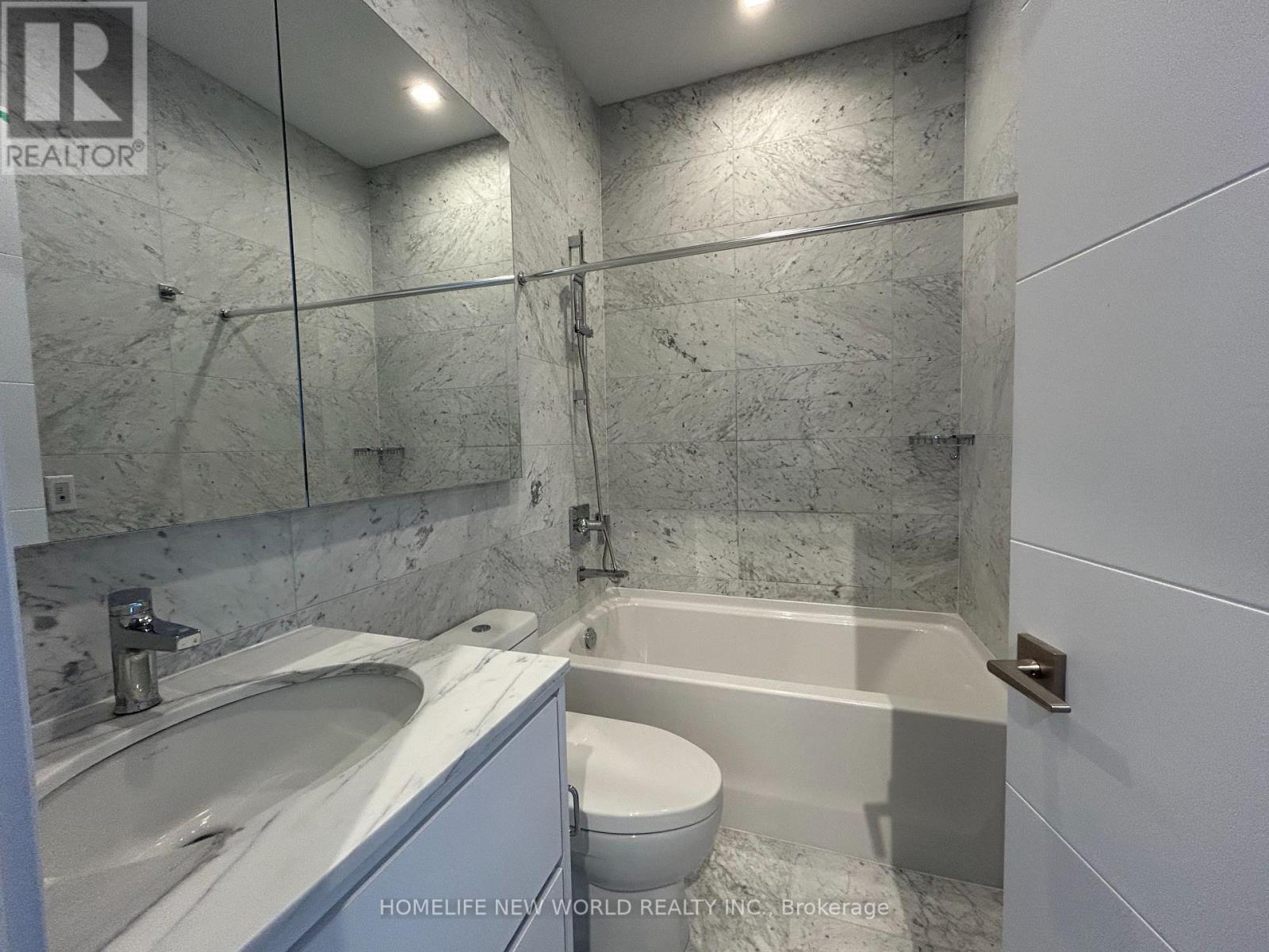 6 - 29 GREEN TRAIL COURT, Toronto (Bayview Village), Ontario, M2K0J9 — Photo 4